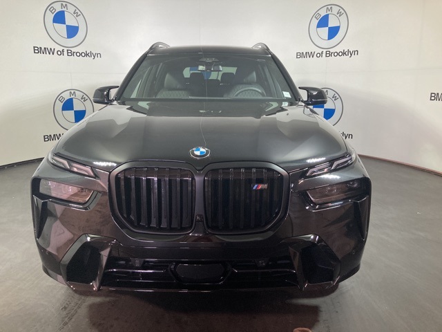 Vehicle image 2 of 40