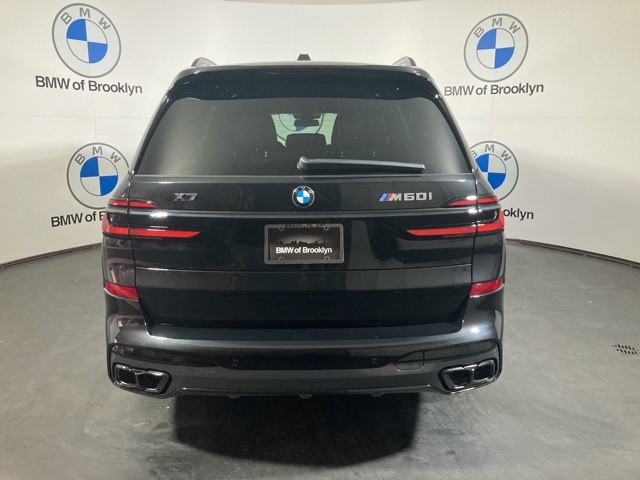 Vehicle image 7 of 40