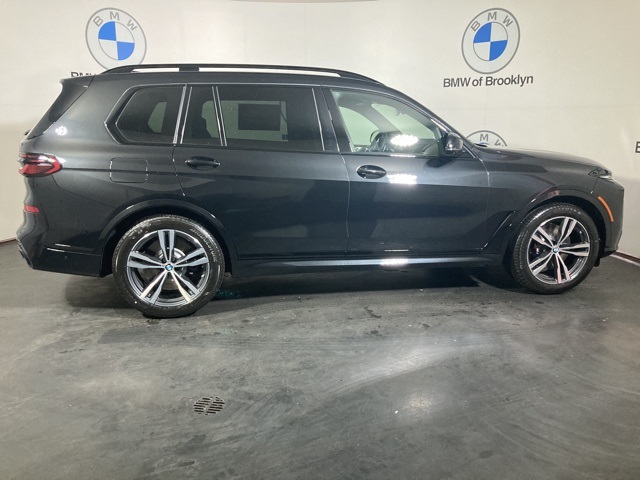 Vehicle image 6 of 40