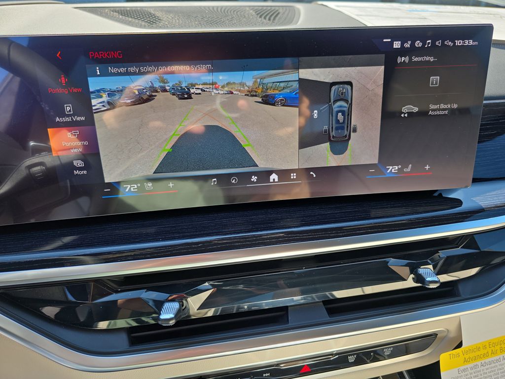 2026 BMW X7 M60i Image 13 of 20