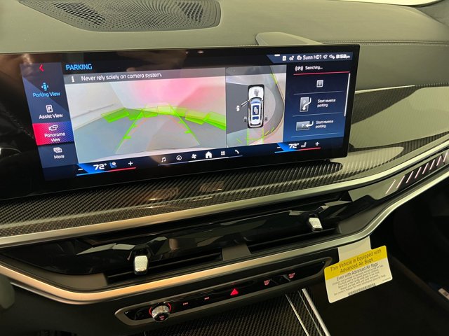 2026 BMW X7 M60i Image 21 of 37