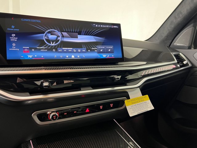 2026 BMW X7 M60i Image 23 of 37