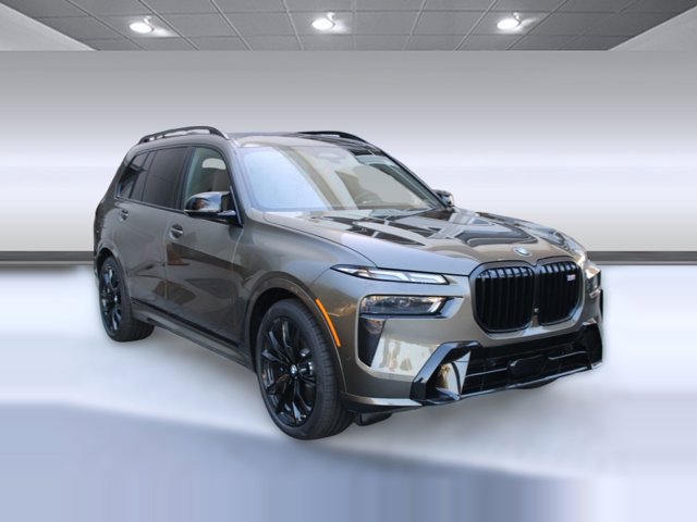 2026 BMW X7 M60i Image 3 of 35