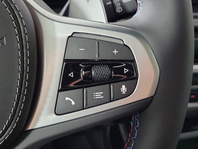 2026 BMW X7 M60i Image 24 of 26