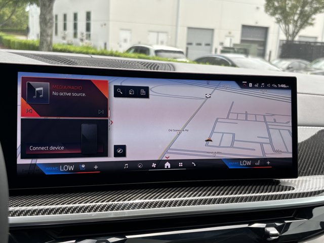 2026 BMW X7 M60i Image 25 of 37