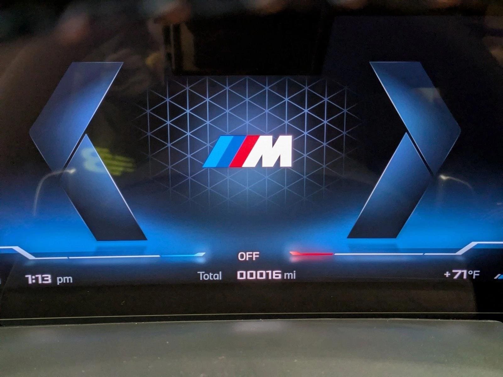 2026 BMW X7 M60i Image 19 of 19