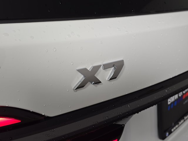 2026 BMW X7 M60i Image 26 of 26