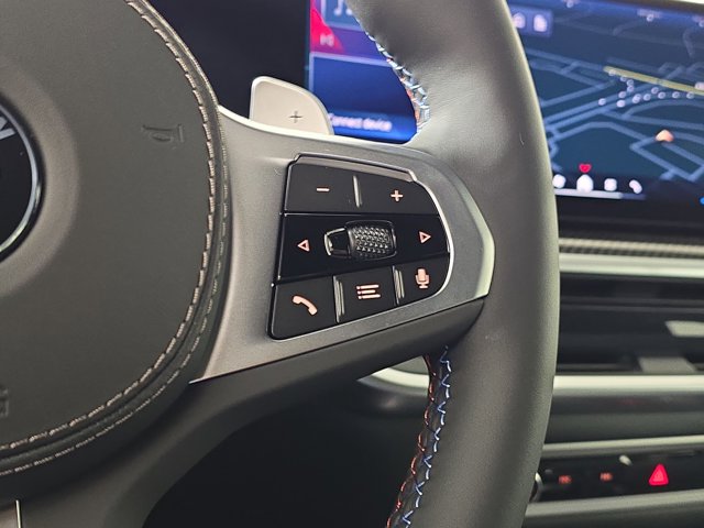 2026 BMW X7 M60i Image 23 of 26