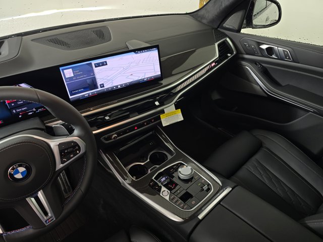 2026 BMW X7 M60i Image 12 of 26