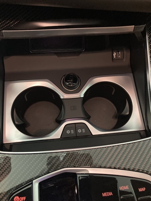 Vehicle image 18 of 40