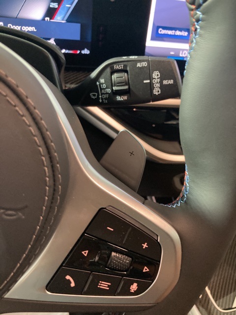 Vehicle image 20 of 40