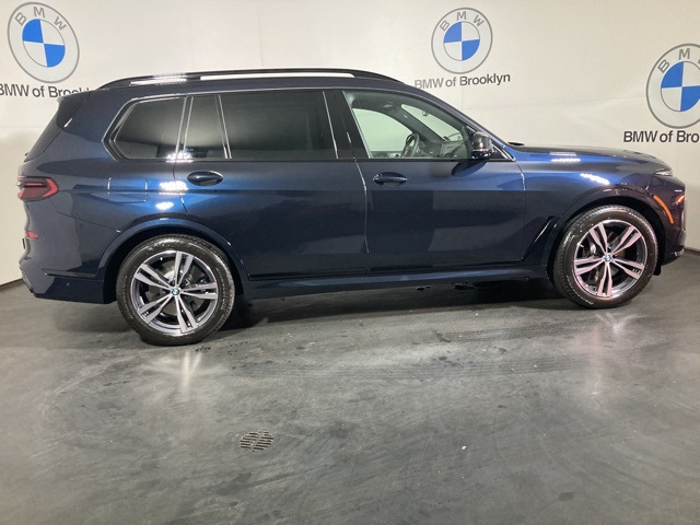 Vehicle image 6 of 40