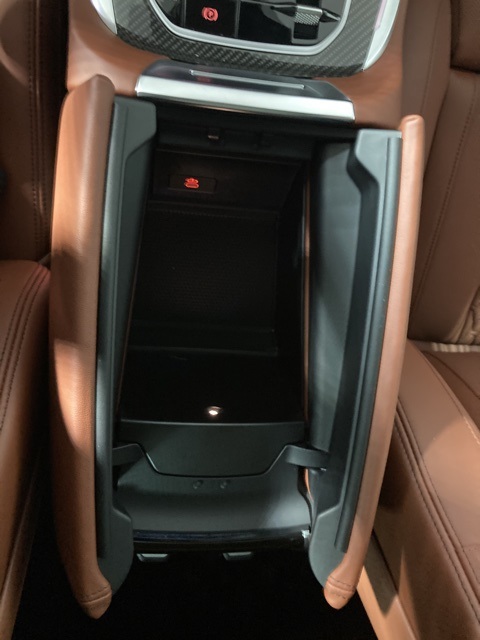 Vehicle image 19 of 40