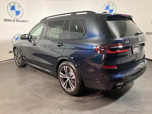 Vehicle image 9 of 40