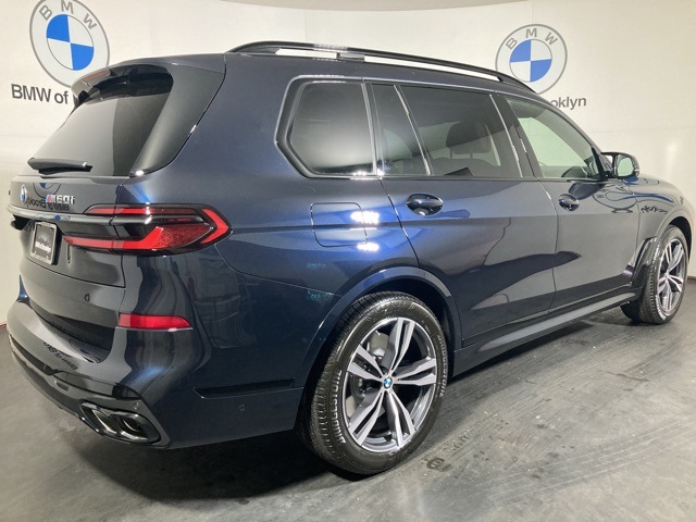 Vehicle image 7 of 40