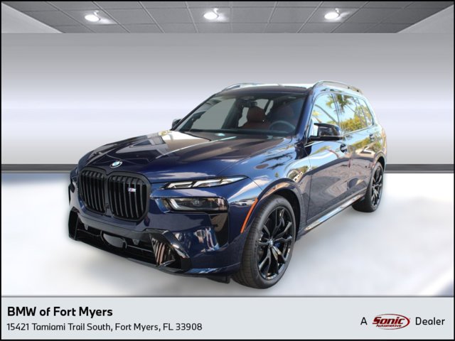 2026 BMW X7 M60i Image 2 of 36