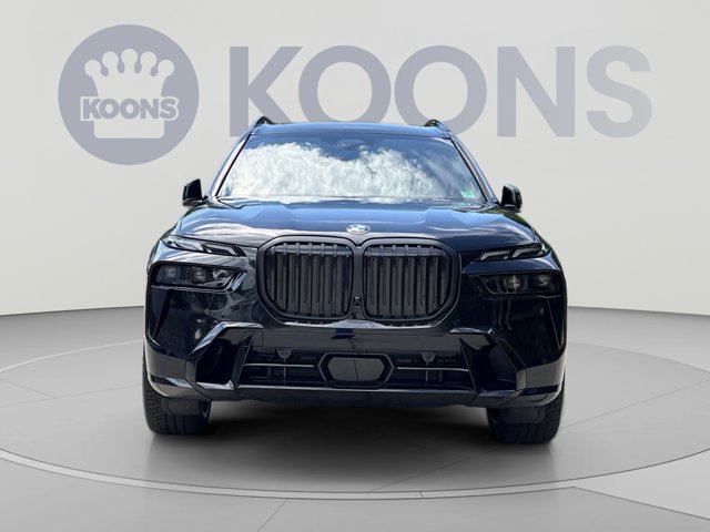 2026 BMW X7 xDrive40i Image 3 of 39