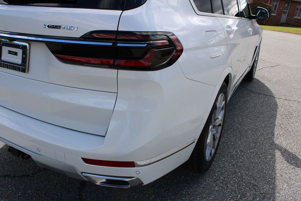 2026 BMW X7 xDrive40i Image 56 of 56