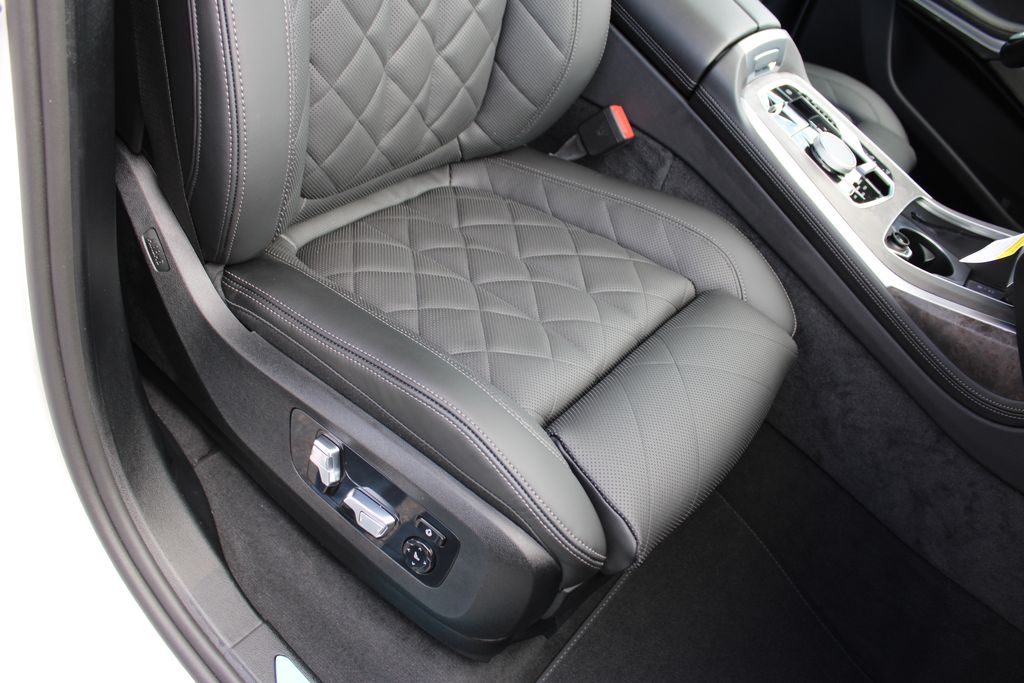 2026 BMW X7 xDrive40i Image 22 of 56