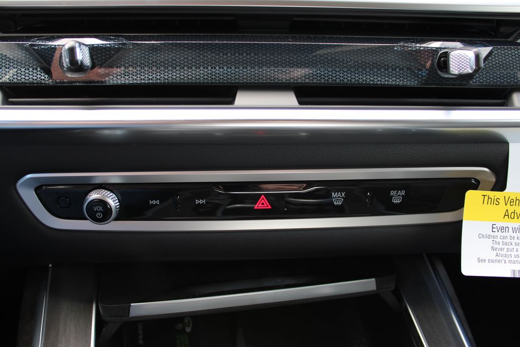 2026 BMW X7 xDrive40i Image 50 of 56