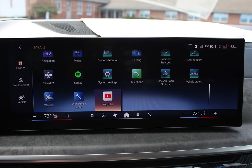 2026 BMW X7 xDrive40i Image 45 of 56