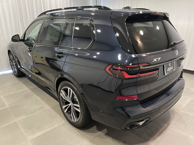 2026 BMW X7 xDrive40i Image 5 of 8
