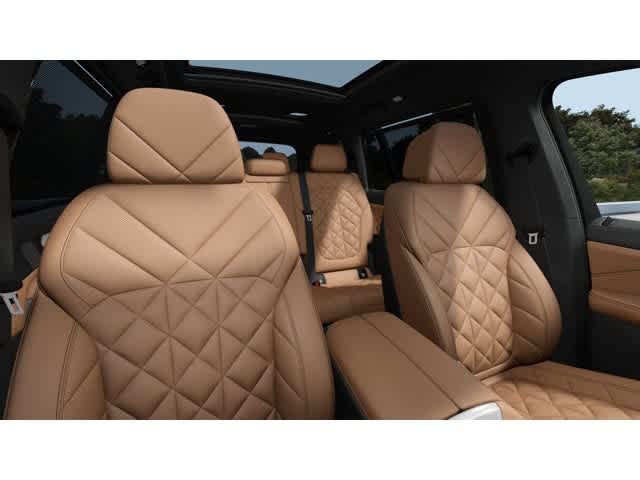2026 BMW X7 xDrive40i Image 10 of 12