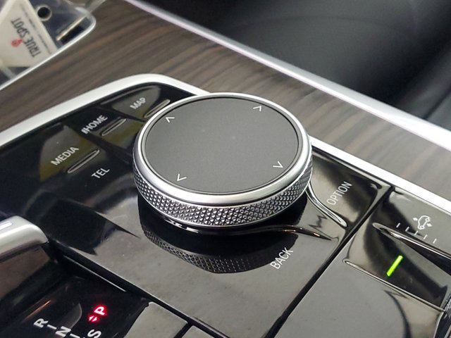 2026 BMW X7 xDrive40i Image 22 of 25