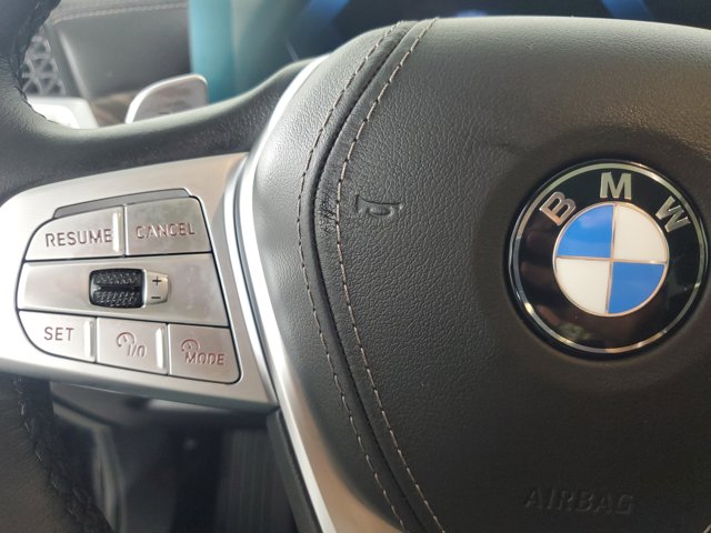 2026 BMW X7 xDrive40i Image 14 of 25