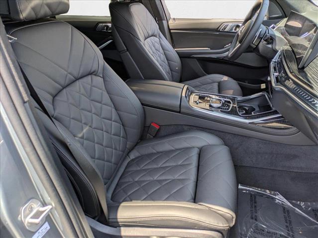 Vehicle image 12 of 30