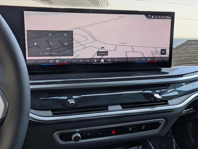 Vehicle image 22 of 30