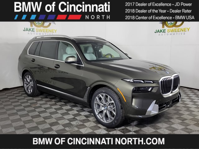 2026 BMW X7 xDrive40i Image 3 of 25