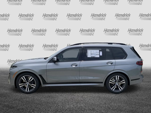 2026 BMW X7 xDrive40i Image 9 of 37