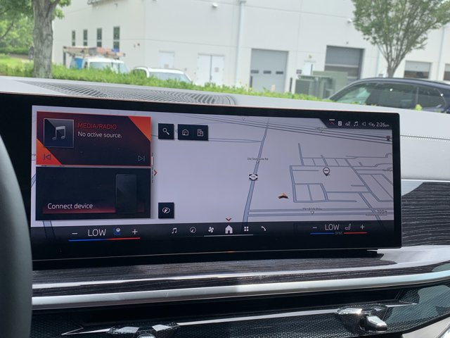 2026 BMW X7 xDrive40i Image 26 of 37