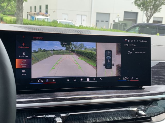 2026 BMW X7 xDrive40i Image 25 of 37