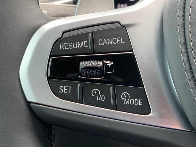 2026 BMW X7 xDrive40i Image 19 of 37