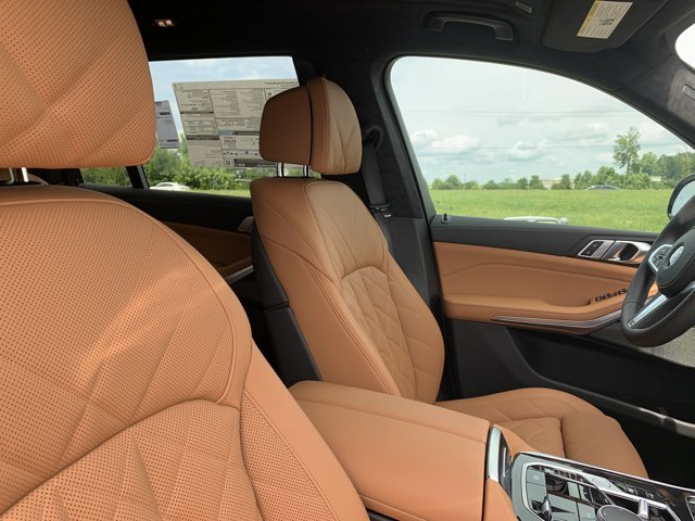 2026 BMW X7 xDrive40i Image 20 of 37