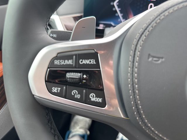 2026 BMW X7 xDrive40i Image 36 of 41