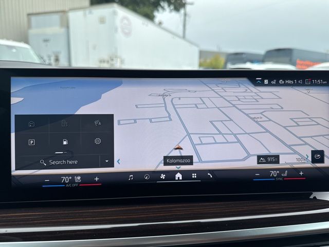 2026 BMW X7 xDrive40i Image 17 of 41