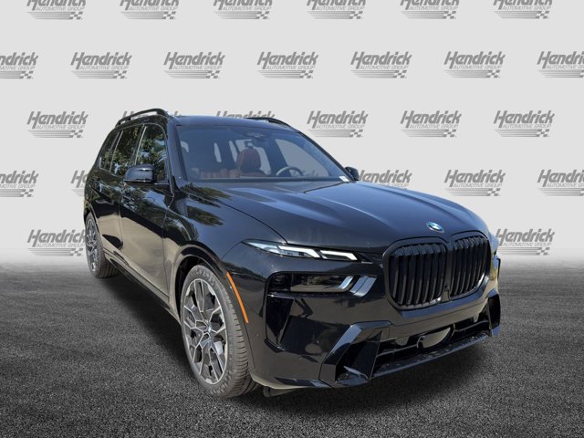 2026 BMW X7 xDrive40i Image 4 of 37