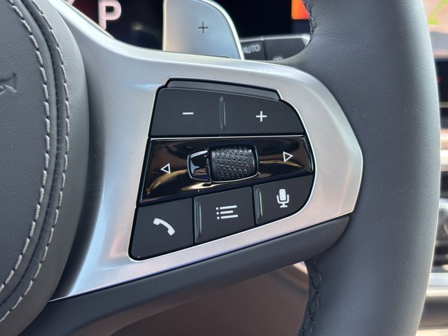 2026 BMW X7 xDrive40i Image 35 of 37