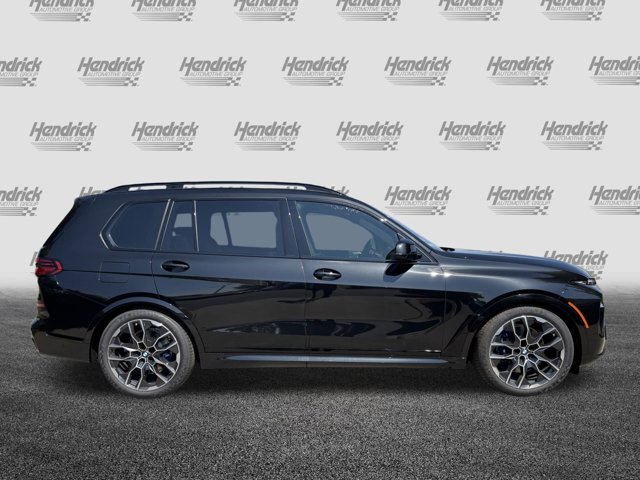 2026 BMW X7 xDrive40i Image 5 of 37