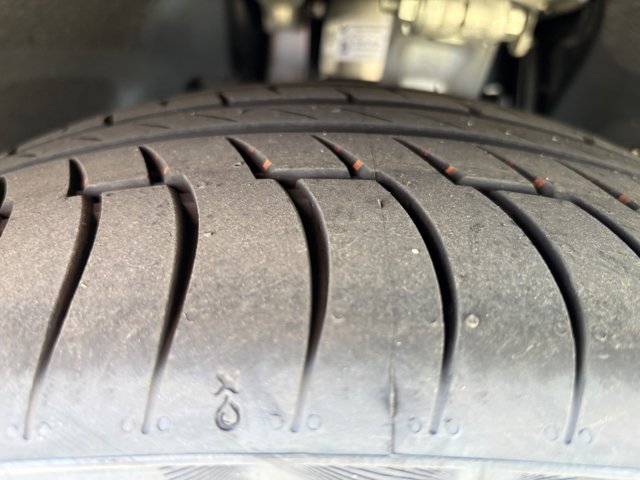 2026 BMW X7 xDrive40i Image 12 of 37