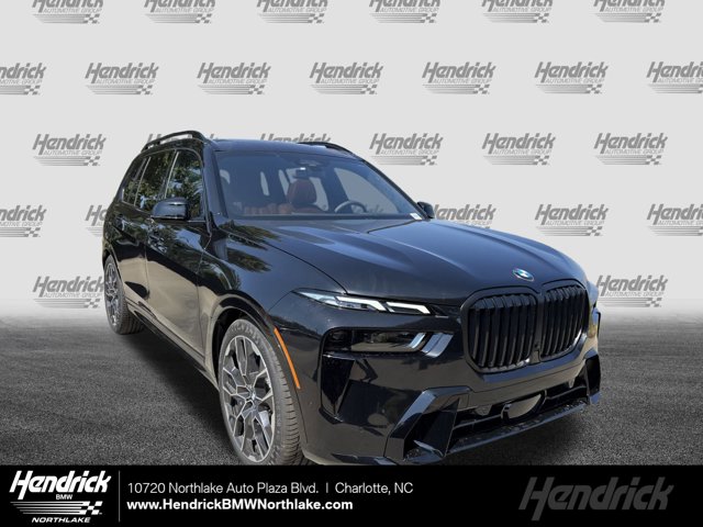 2026 BMW X7 xDrive40i Image 3 of 37