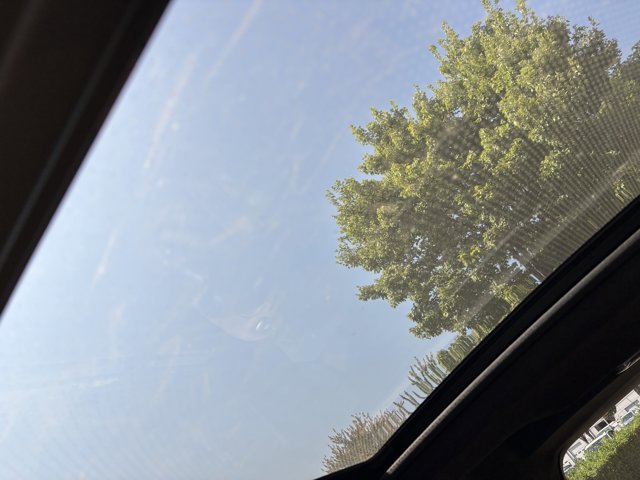 2026 BMW X7 xDrive40i Image 34 of 37