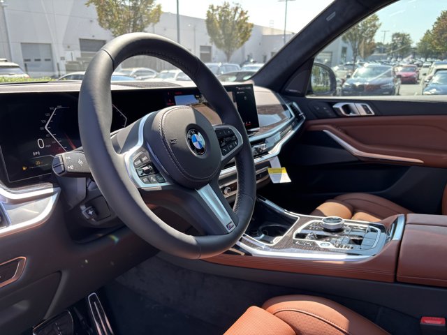 2026 BMW X7 xDrive40i Image 17 of 37