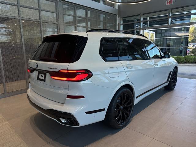 2026 BMW X7 xDrive40i Image 4 of 16