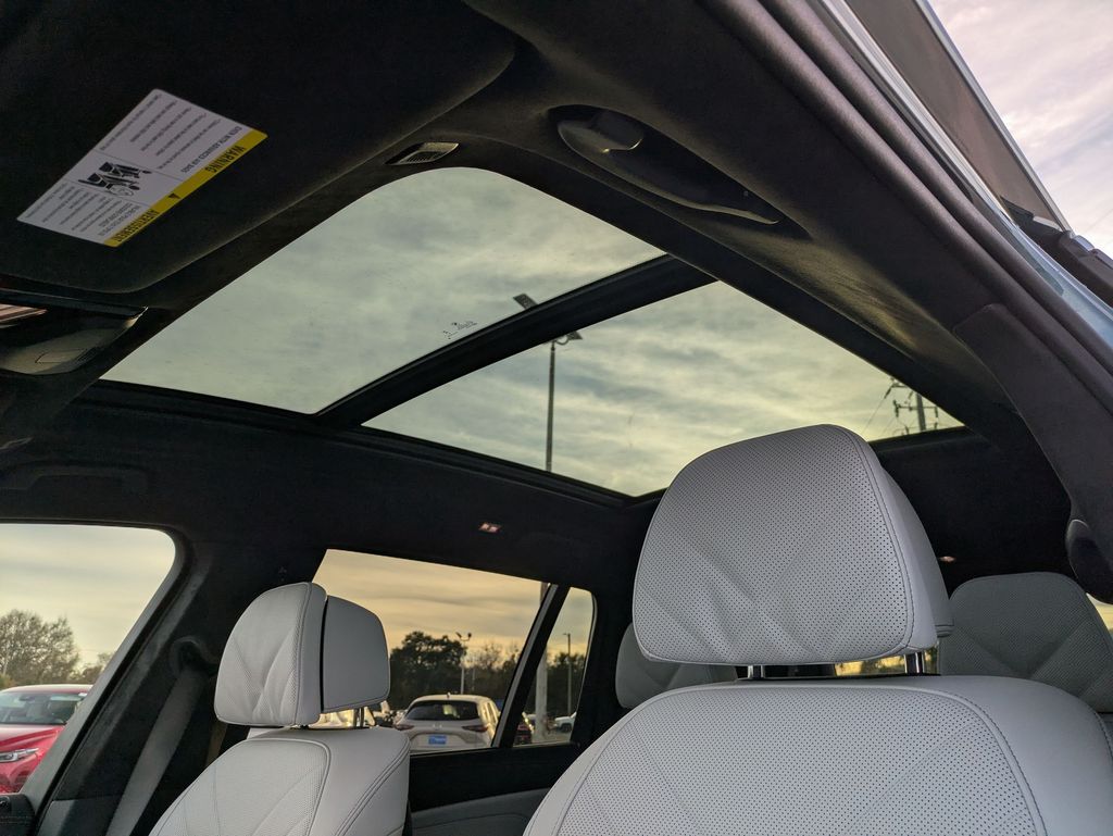 2026 BMW X7 xDrive40i Image 26 of 28