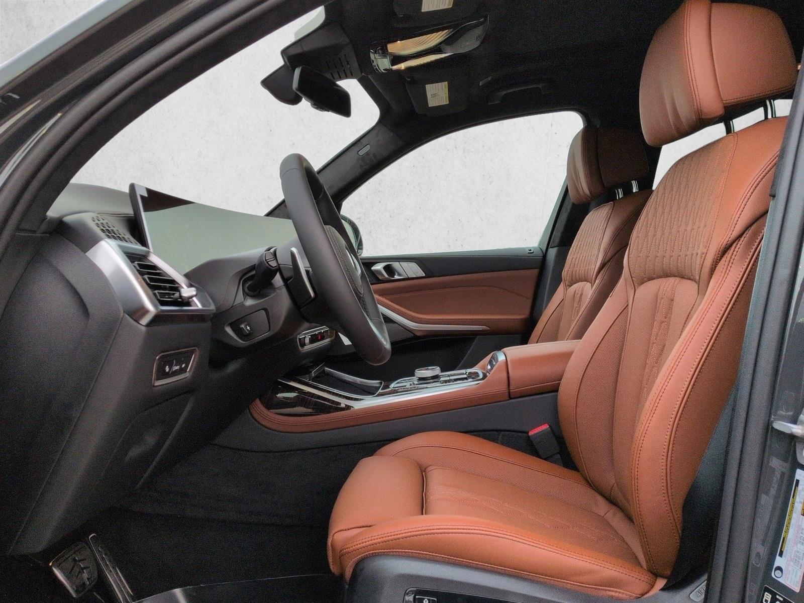 2026 BMW X7 xDrive40i Image 11 of 18