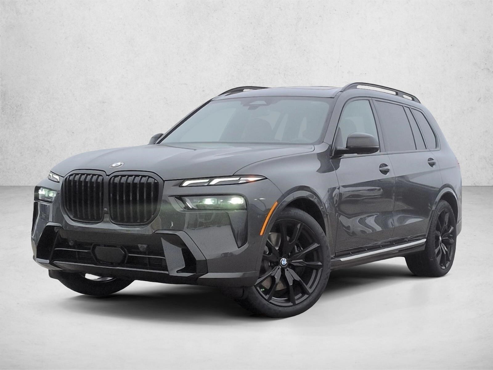 2026 BMW X7 xDrive40i Image 1 of 18